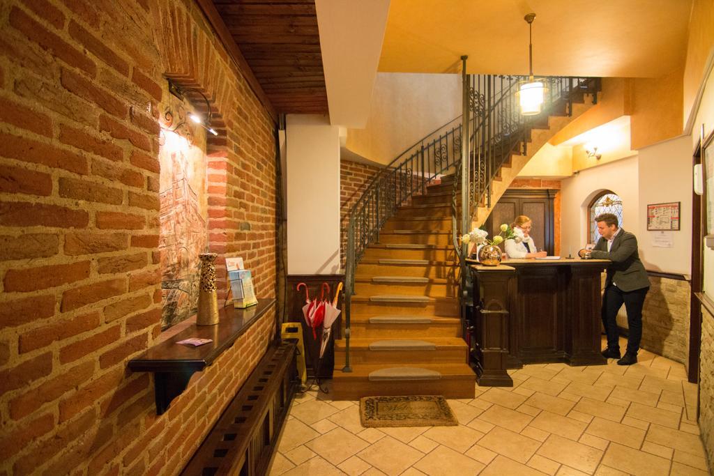Pension Korona Sibiu Buitenkant foto