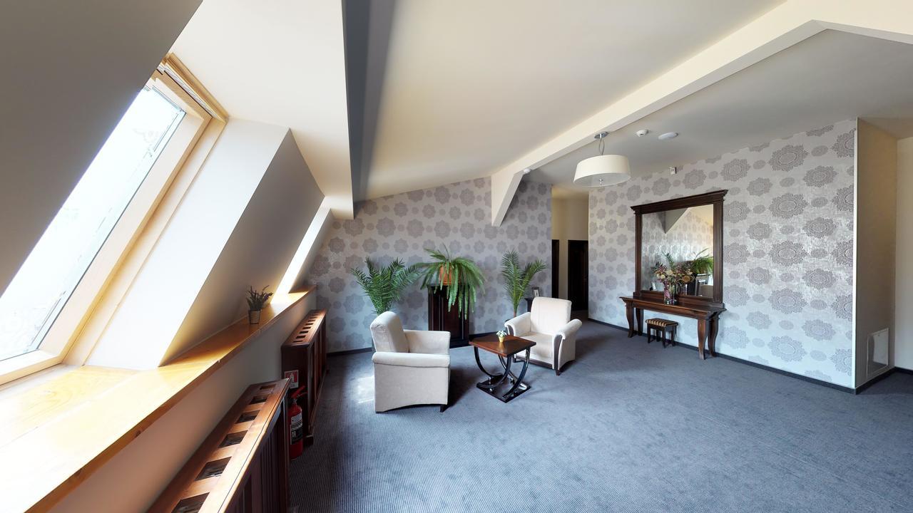 Pension Korona Sibiu Buitenkant foto